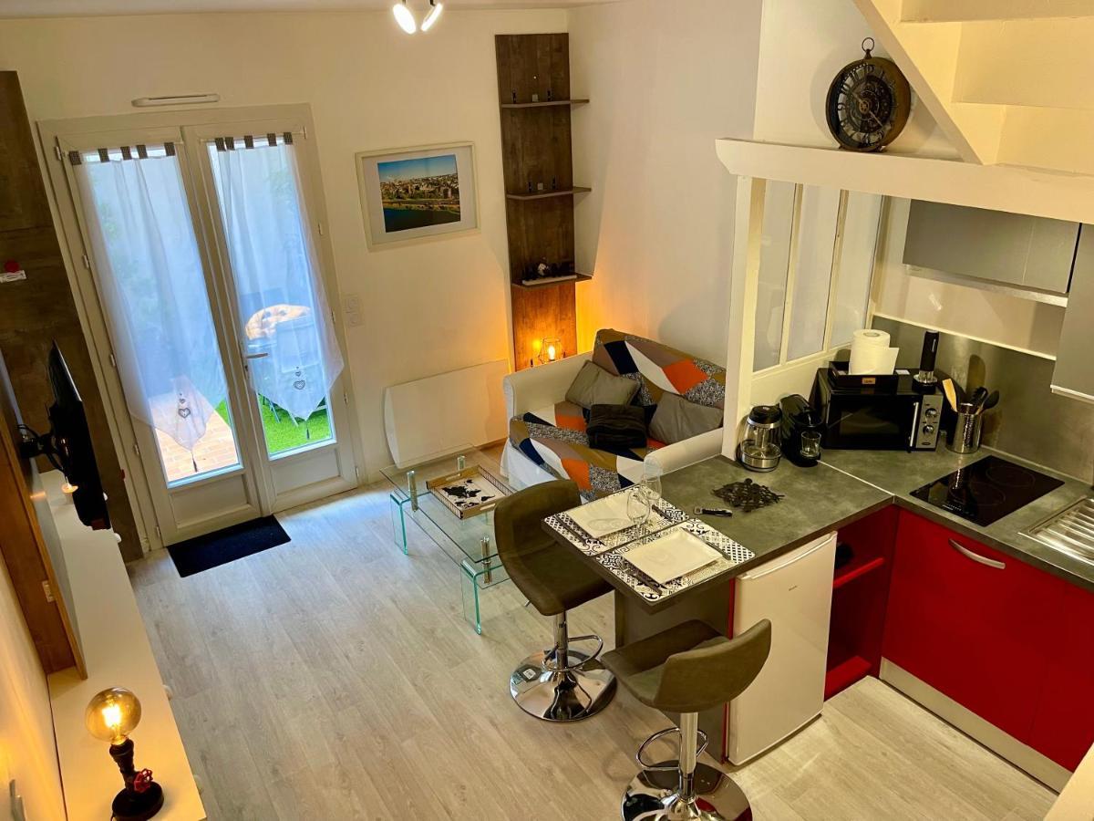 Апартаменты Duplex Hyper-Centre Avec Sa Cour Privee Анже Экстерьер фото